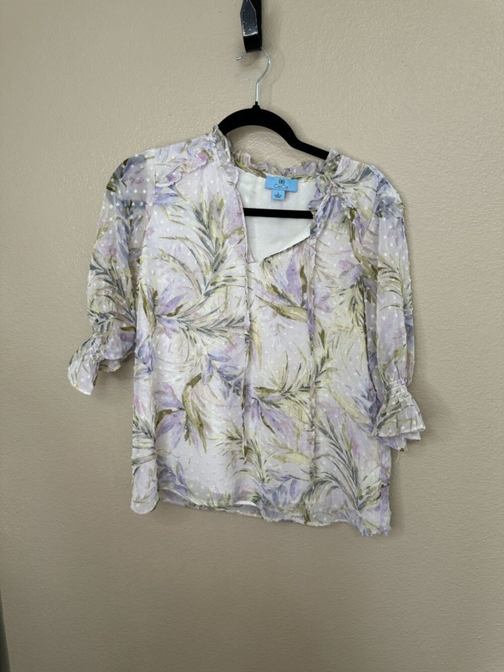 CeCe Floral Print Sheer Blouse Ruffle Trim & Keyhole Neckline Small Polyester